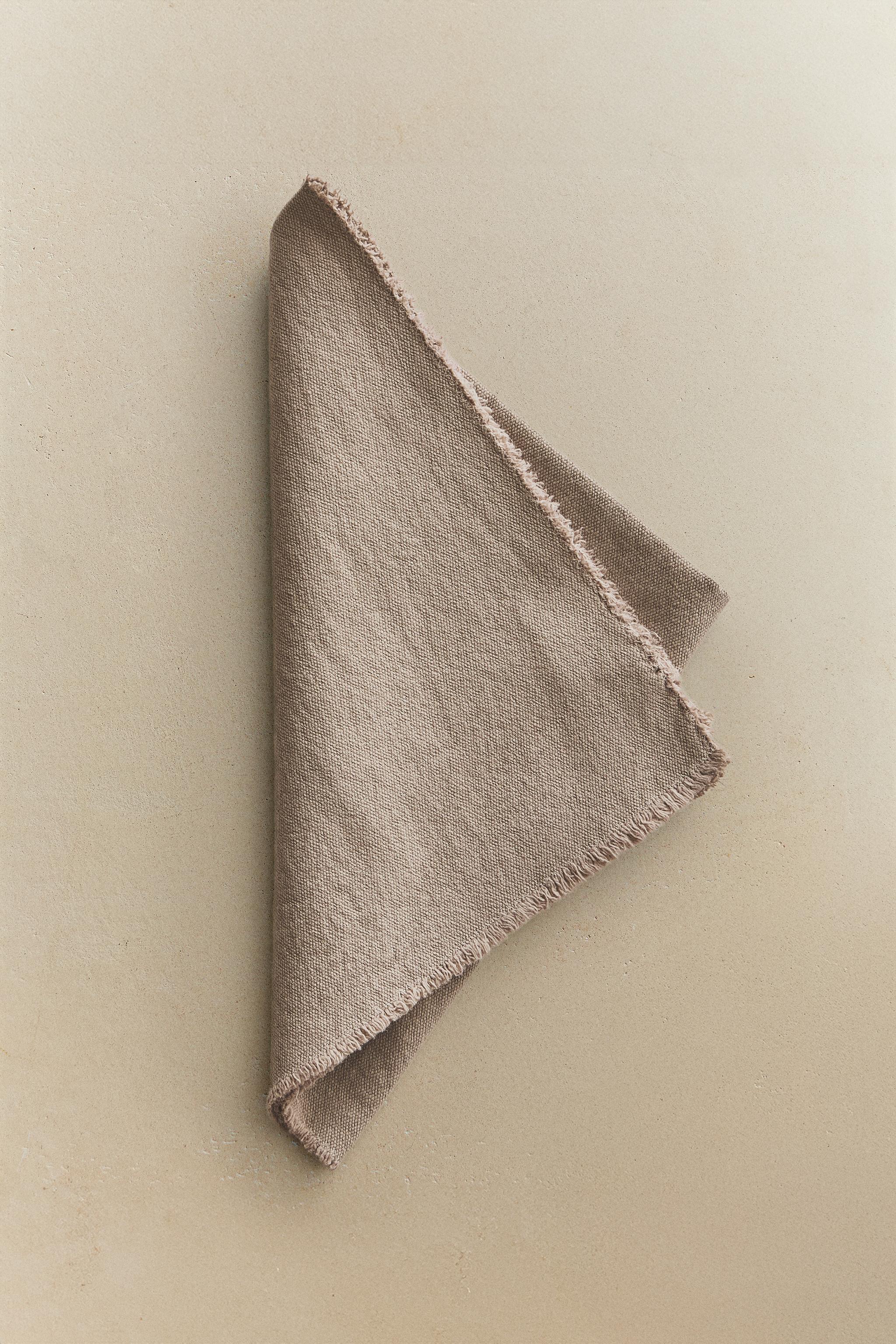 SET OF WASHED COTTON NAPKINS (SET OF 2)